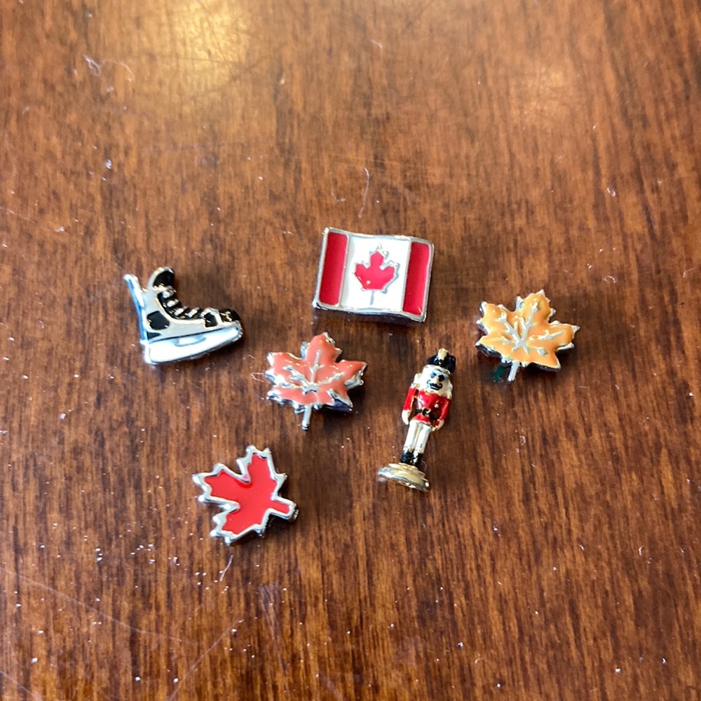 Origami Owl Canada Charms